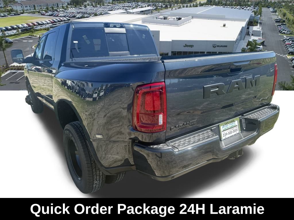 2025 Ram 3500 Laramie photo 5