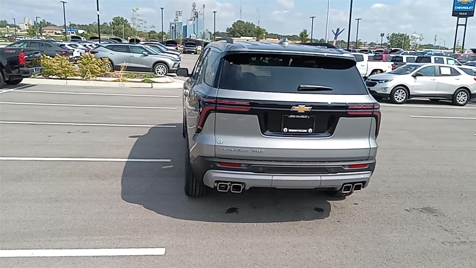 2026 Chevrolet Traverse photo 6