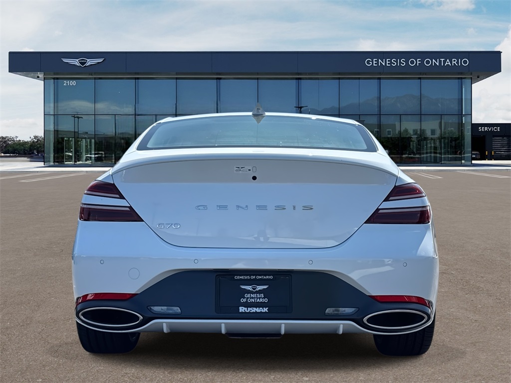 2026 Genesis G70 2.5T Prestige photo 5