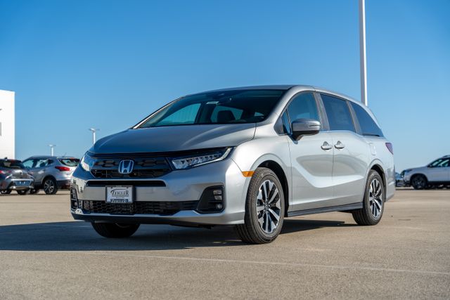 2026 Honda Odyssey EX-L photo 3
