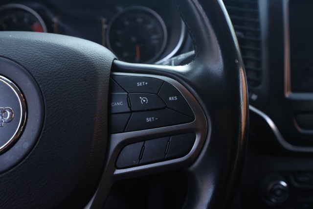 2020 Jeep Cherokee Latitude photo 23