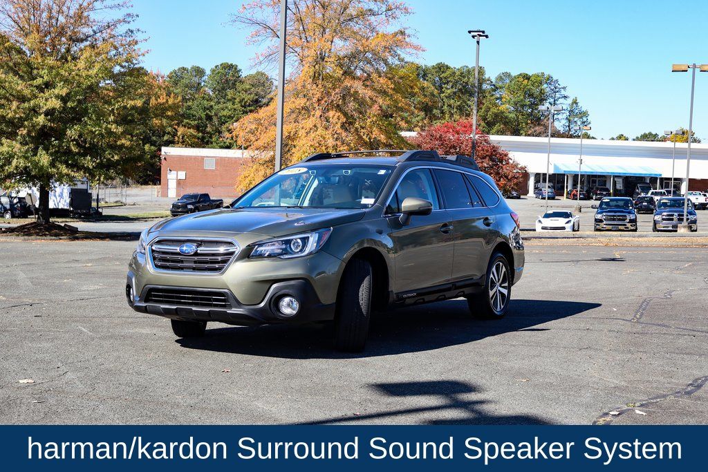 2018 Subaru Outback 2.5i photo 2