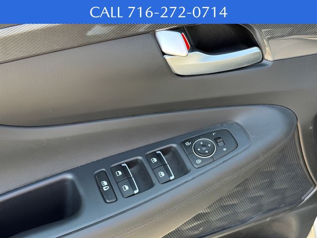 2022 Hyundai Santa Fe XRT photo 2