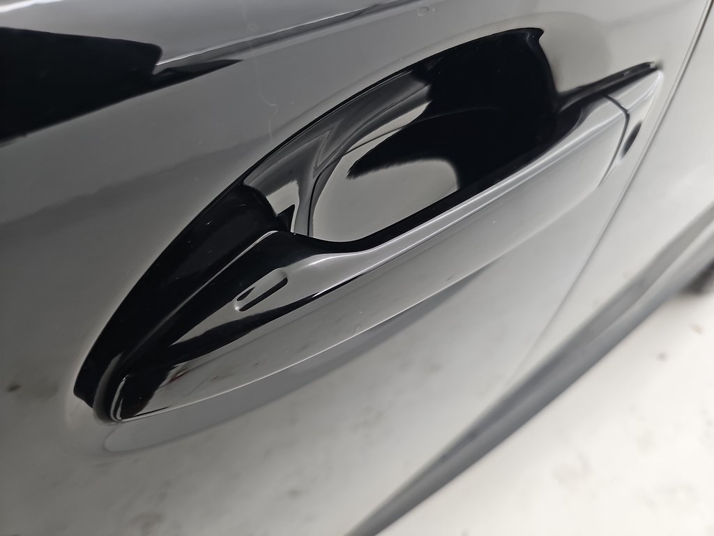 2016 Lexus IS 200t F SPORT photo 40