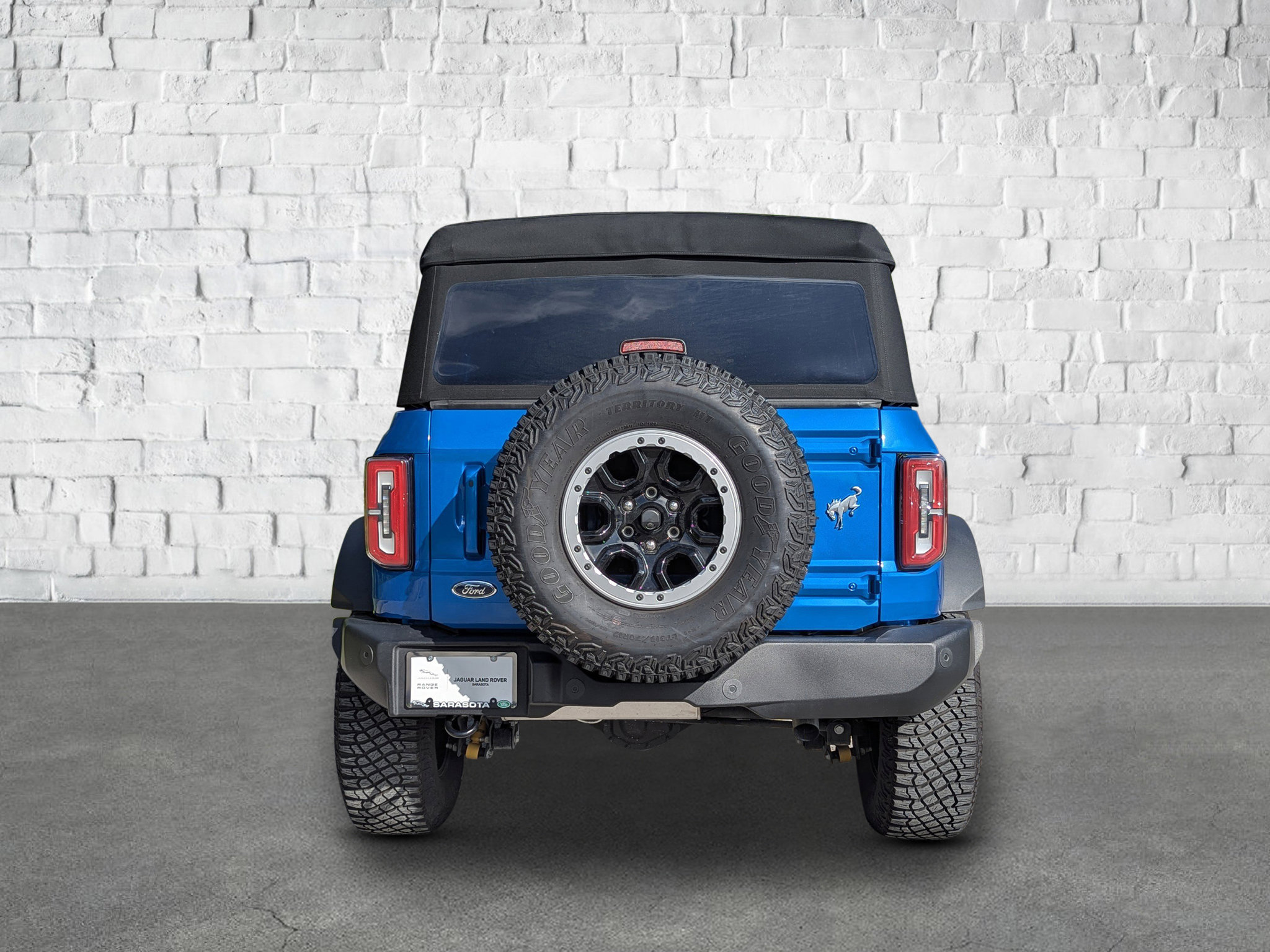 2022 Ford Bronco Outer Banks photo 4