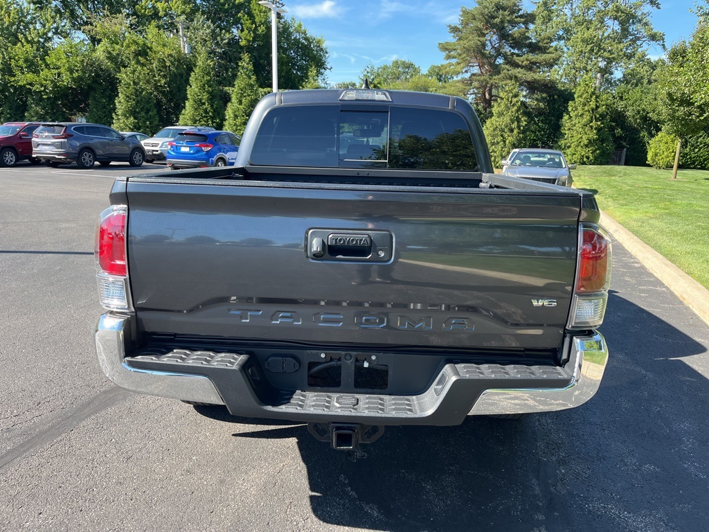 2022 Toyota Tacoma SR5 photo 4