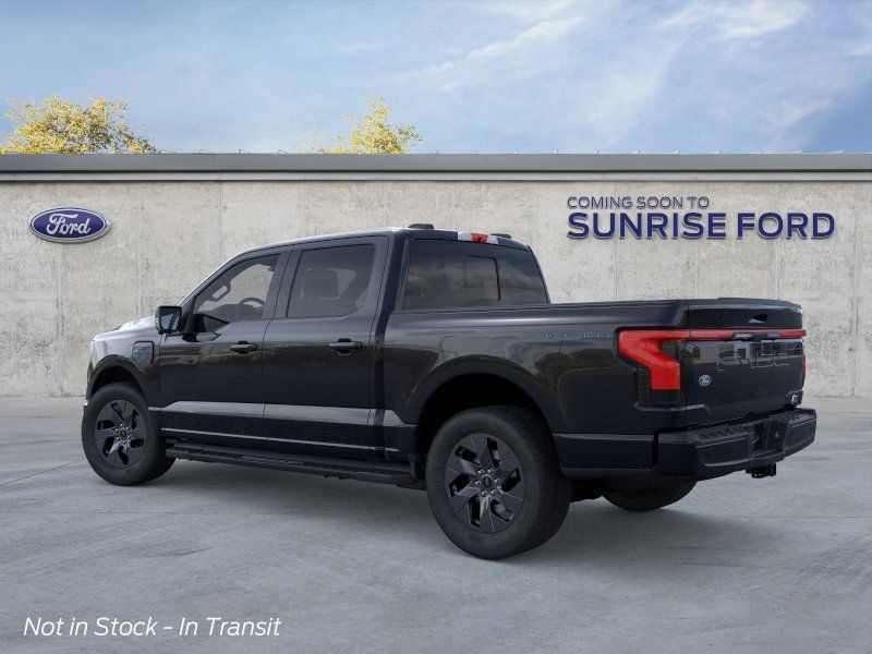 2025 Ford F-150 Lightning Lariat photo 3
