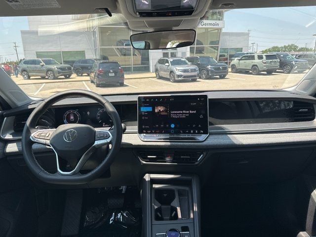 2025 Volkswagen Tiguan S photo 17