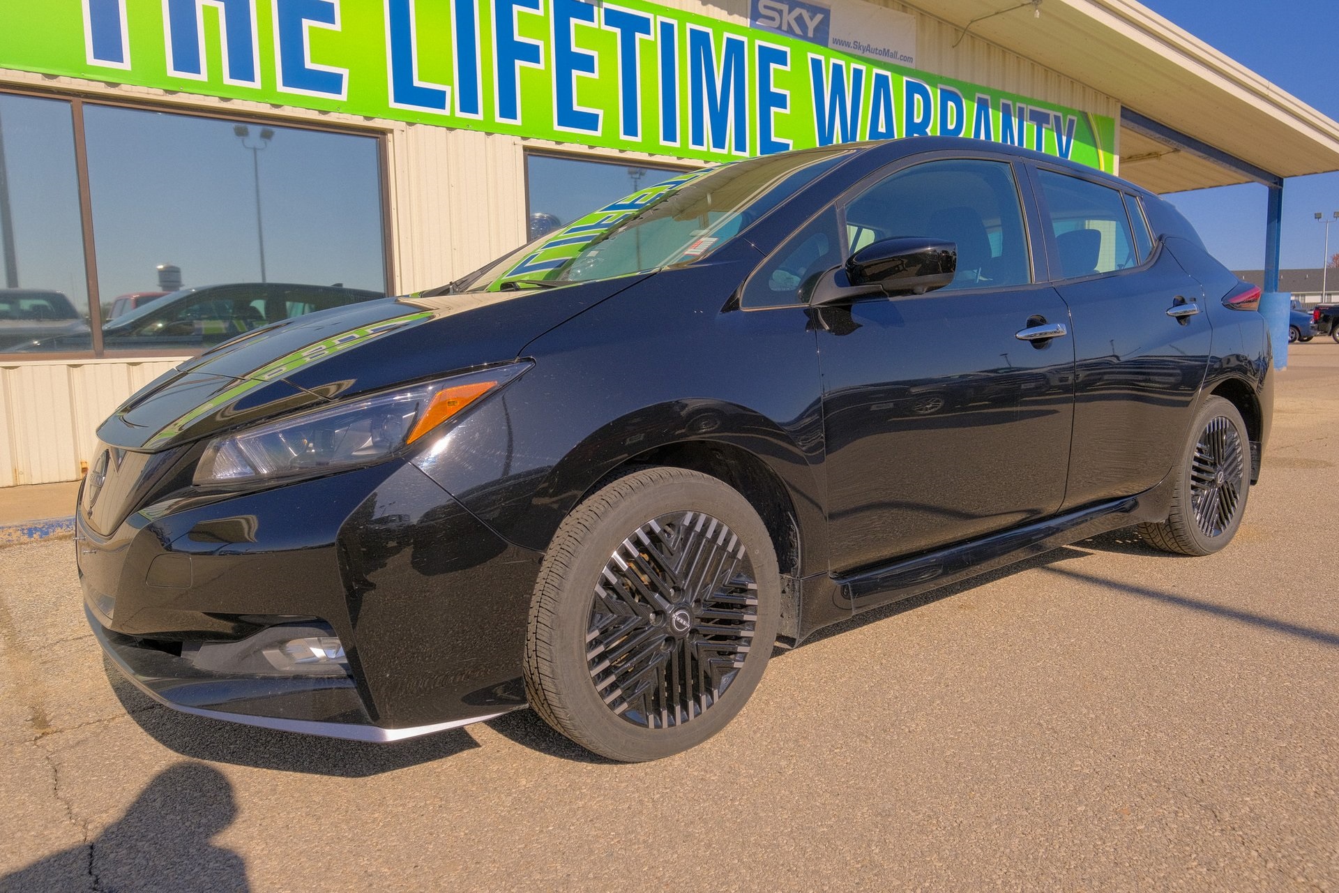 Used 2023 Nissan Leaf SV Plus with VIN 1N4CZ1CV1PC557675 for sale in Center Point, IA
