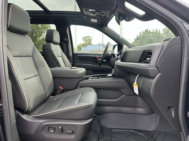 2025 Chevrolet Tahoe Premier photo 6