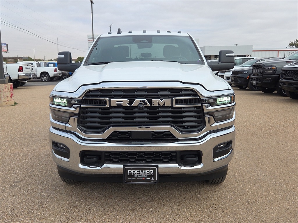 2026 Ram 3500 Tradesman photo 2
