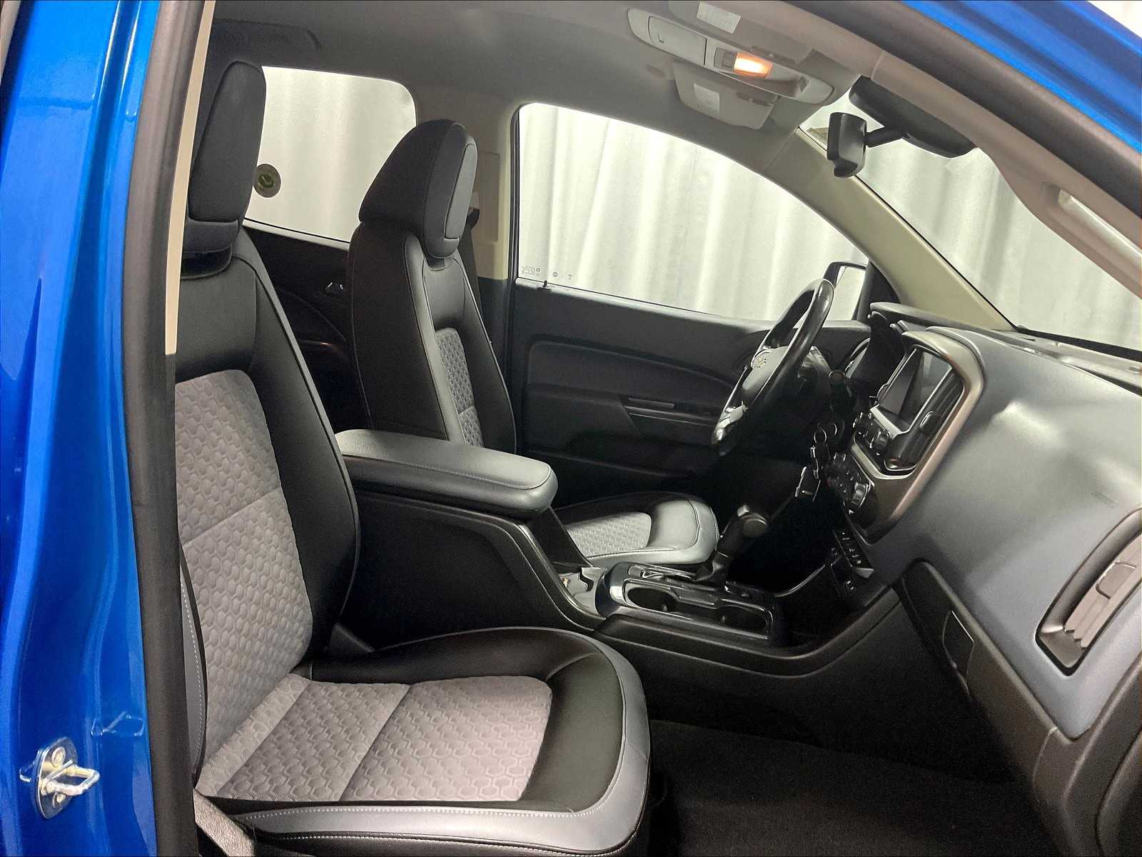 2021 Chevrolet Colorado Z71 photo 11