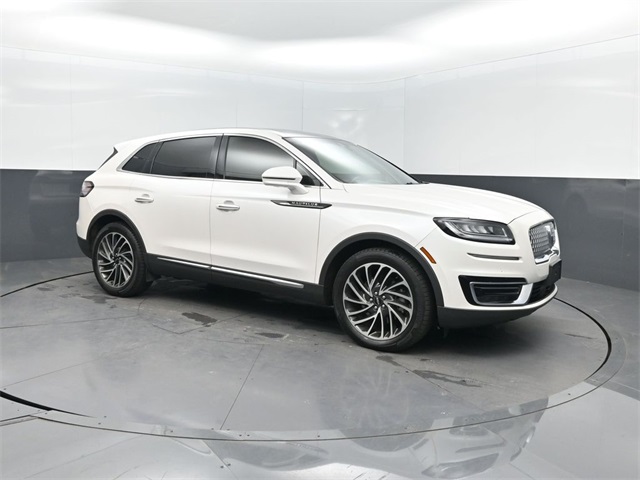 2019 Lincoln Nautilus Reserve photo 28