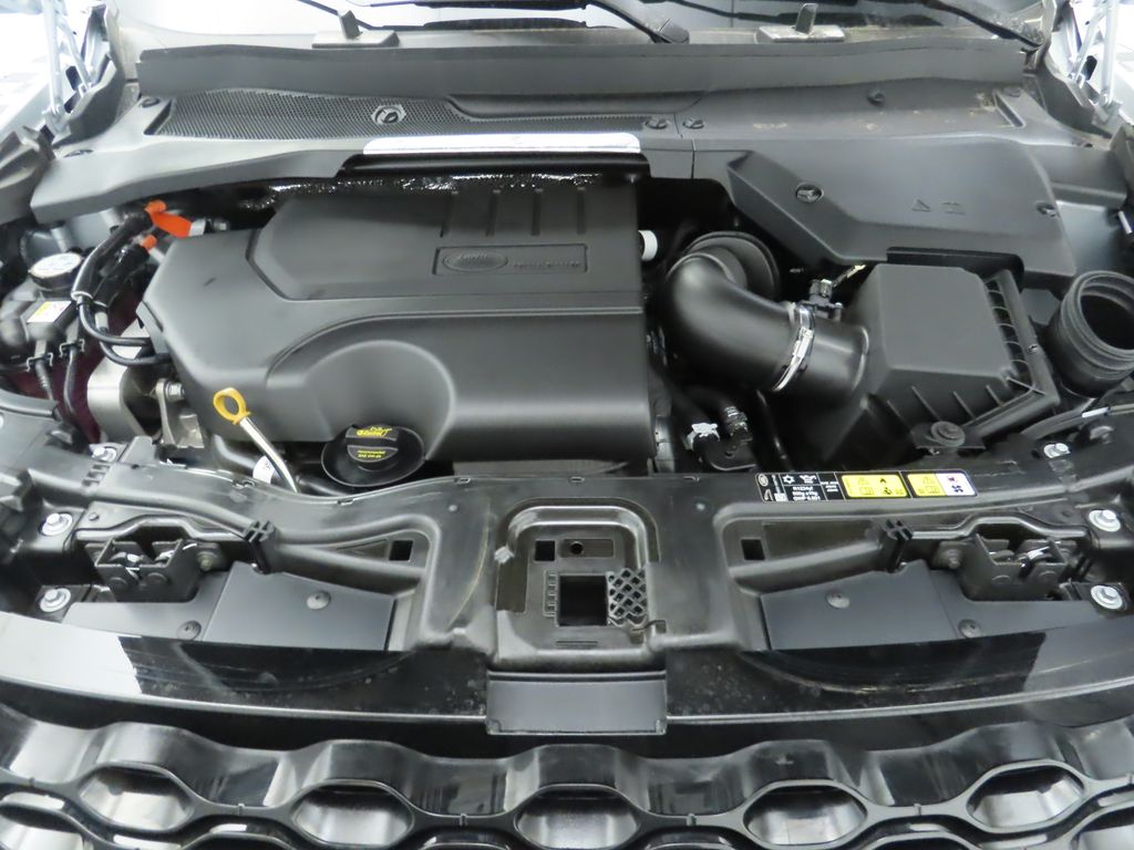 2025 Land Rover Discovery Sport S photo 27