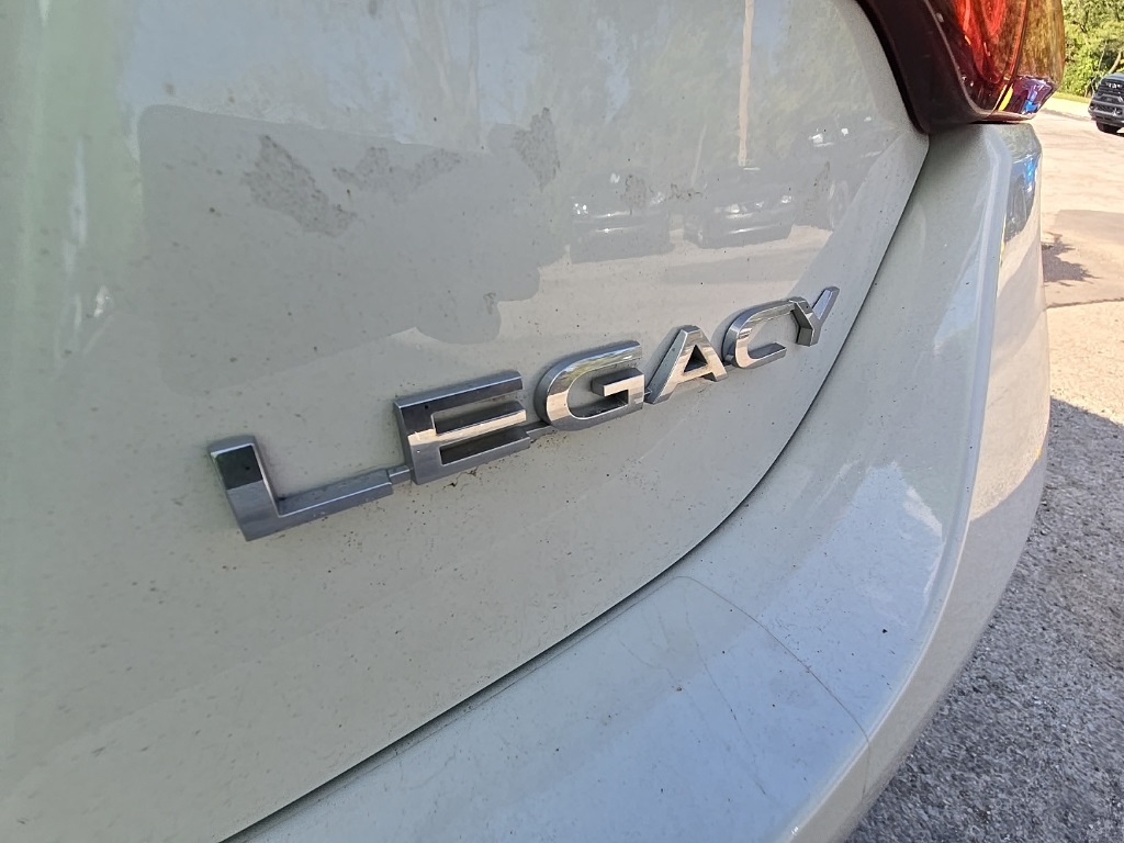2016 Subaru Legacy 2.5i photo 17