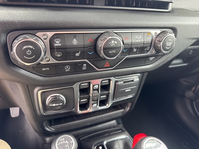 2025 Jeep Wrangler Sport S photo 15