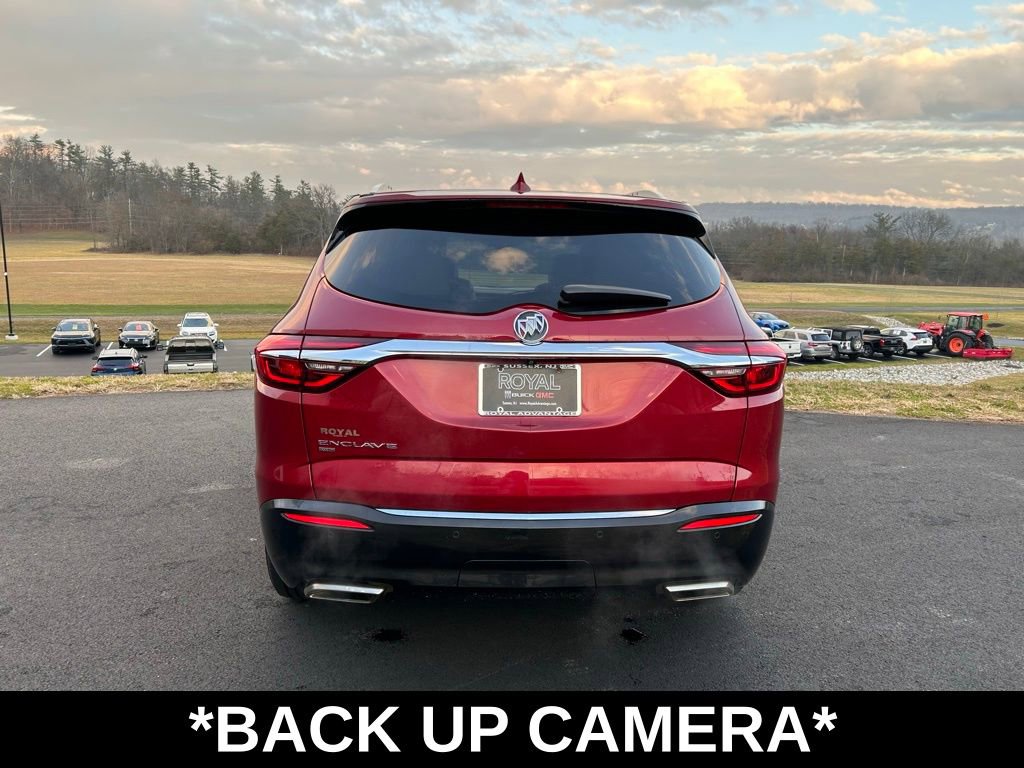 2020 Buick Enclave Essence photo 4
