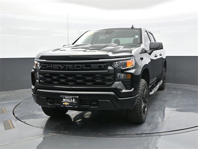 Used 2024 Chevrolet Silverado 1500 Custom with VIN 3GCUDCED9RG276530 for sale in Kansas City