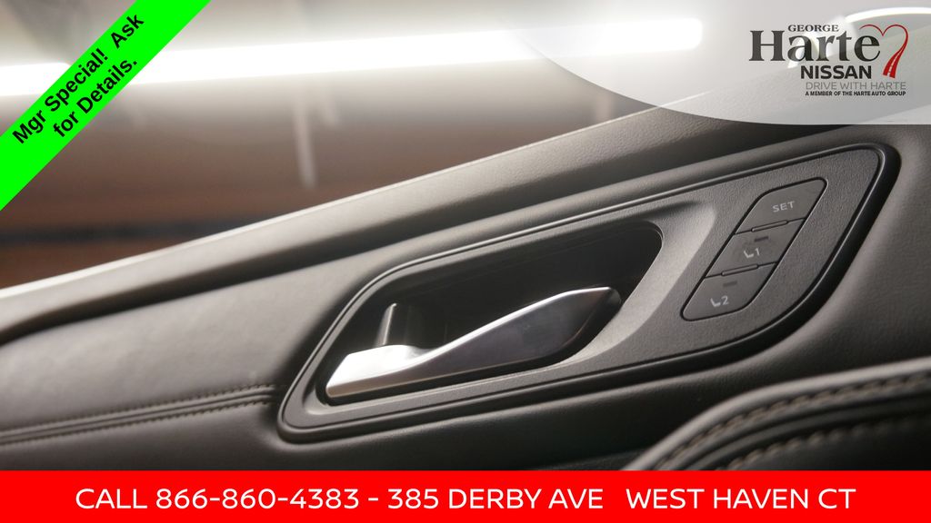 2023 Nissan Rogue SL photo 23