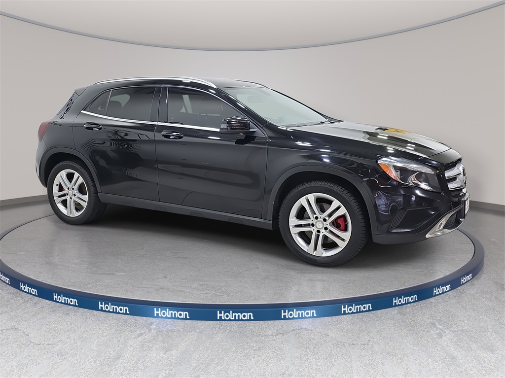 2015 Mercedes Benz GLA 250 4MATIC photo 3