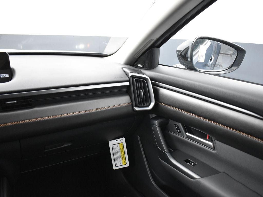2025 Mazda CX-50 Premium photo 11