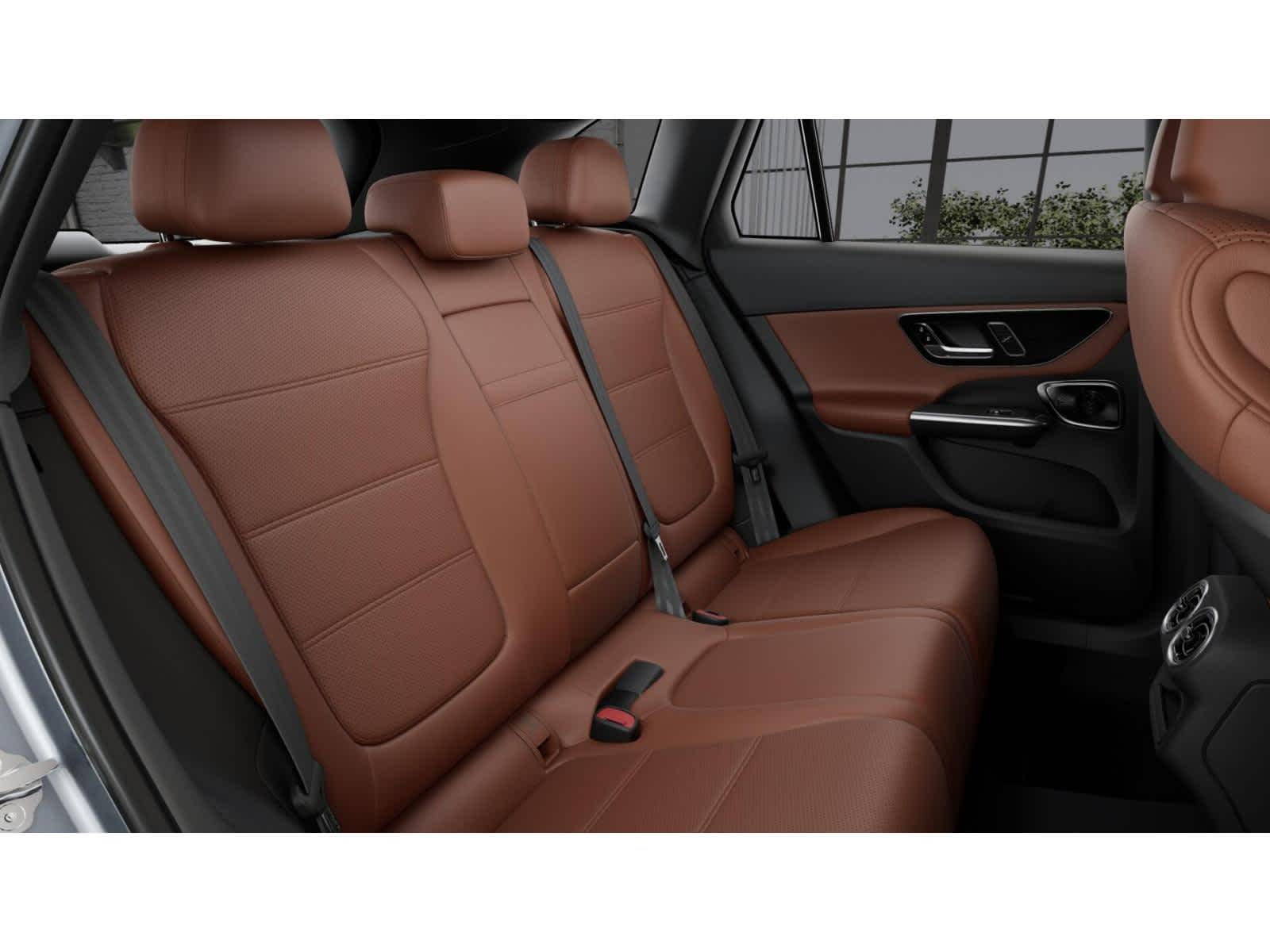 2025 Mercedes Benz GLC 300 4MATIC photo 4