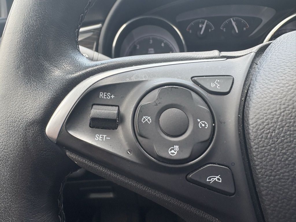 2019 Buick Envision Essence photo 24