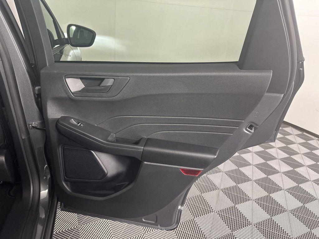 2025 Ford Escape Active photo 13