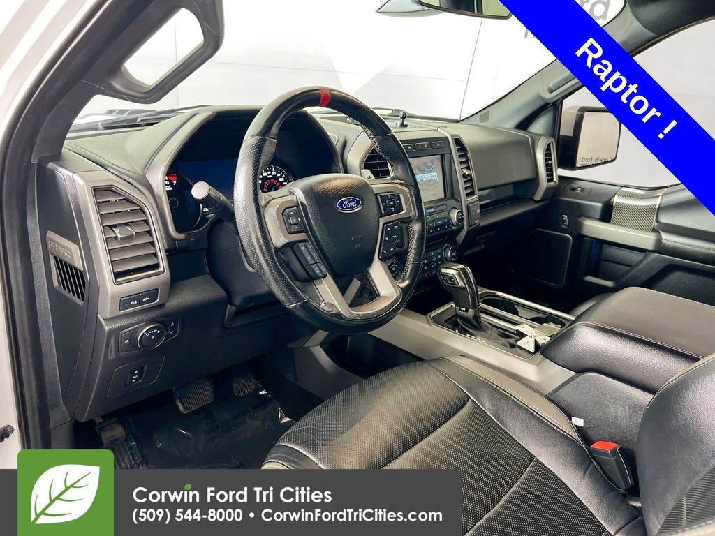 2018 Ford F-150 Raptor photo 3