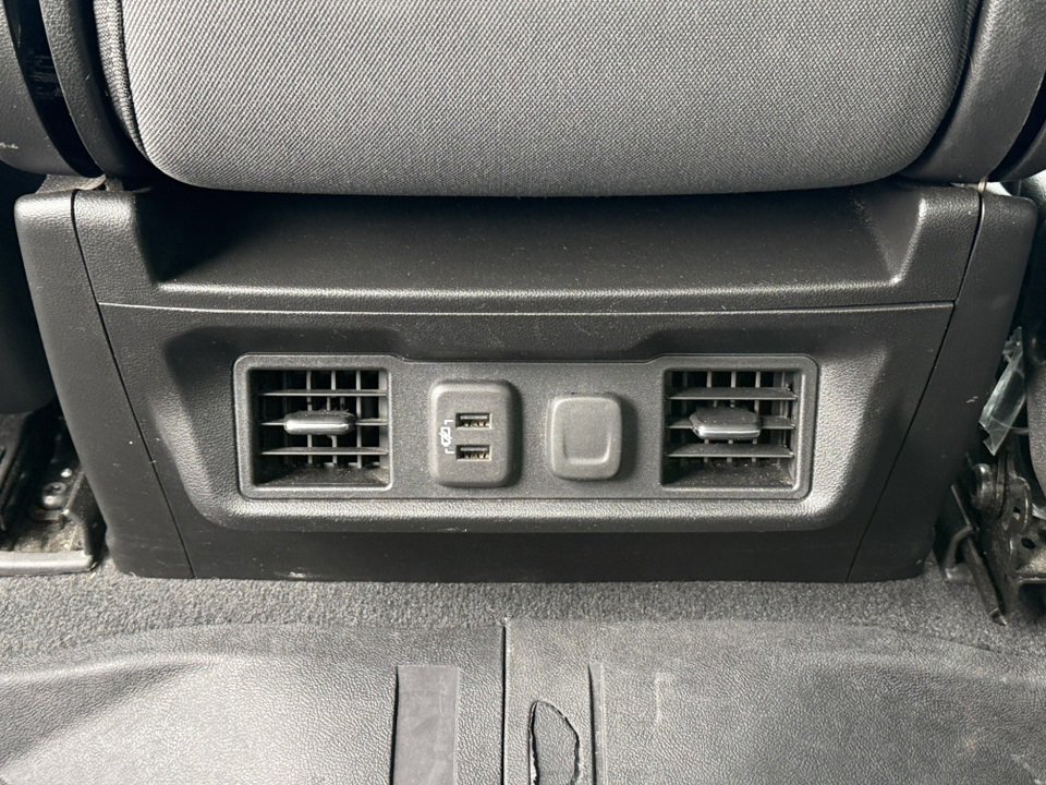 2021 CHEVROLET SILVERADO - Image 29