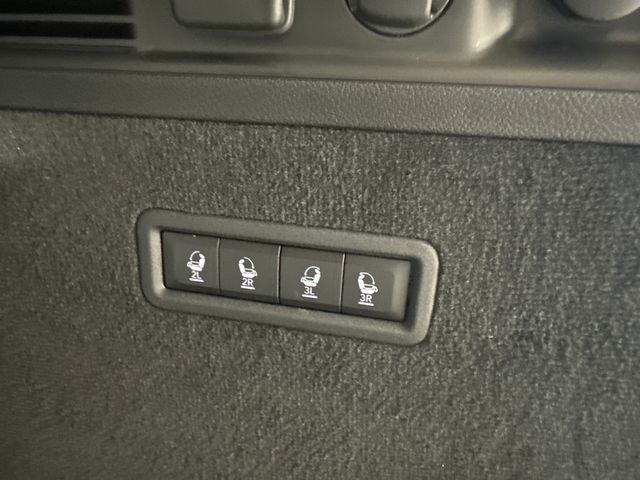 2024 Jeep Grand Wagoneer II photo 55