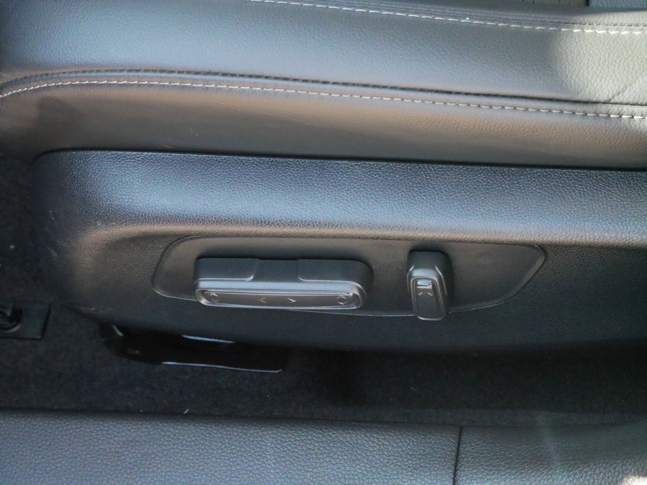 2022 Honda Civic Hatchback EX-L photo 18