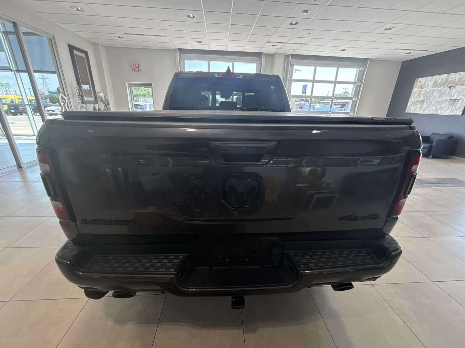 2022 Ram 1500 Laramie photo 3