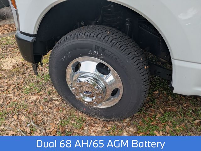 2024 Ford F-350 XL photo 3