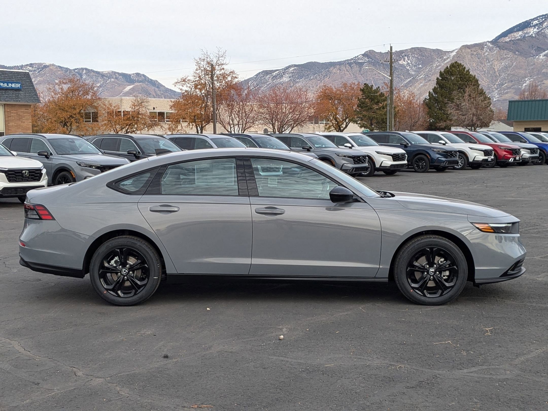 2025 Honda Accord SE photo 2