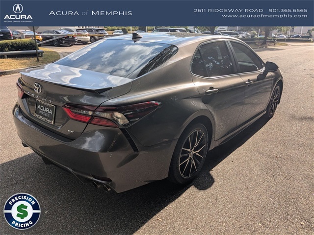 2021 Toyota Camry SE photo 6