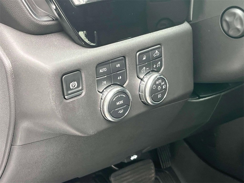 2025 Gmc Sierra 1500 SLT photo 23