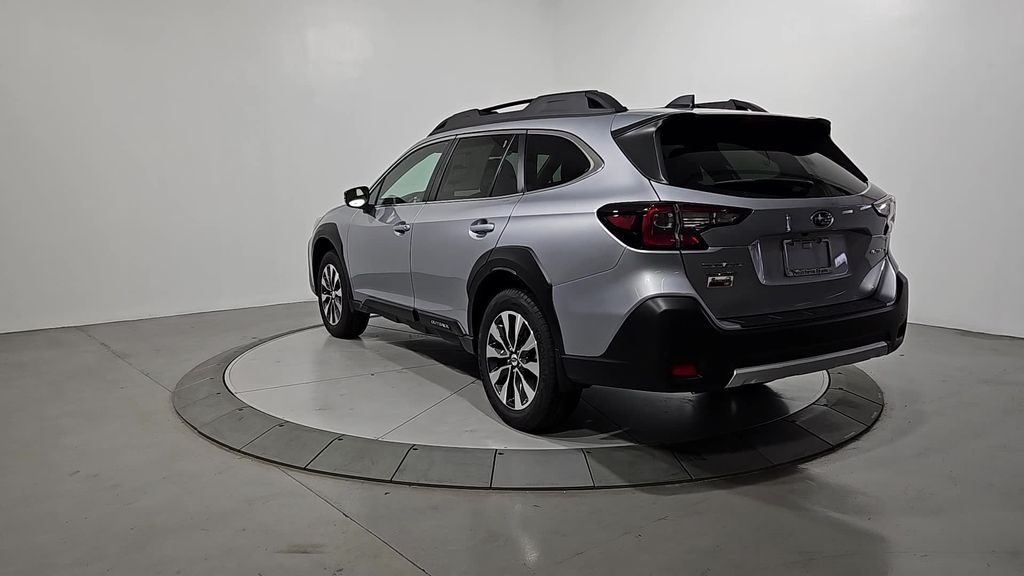 2025 Subaru Outback Limited photo 3