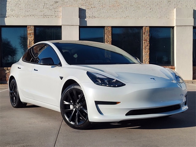 2023 Tesla Model 3 Base's photo