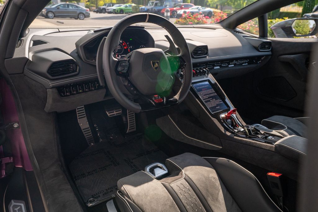 2024 Lamborghini Huracan Sterrato photo 4