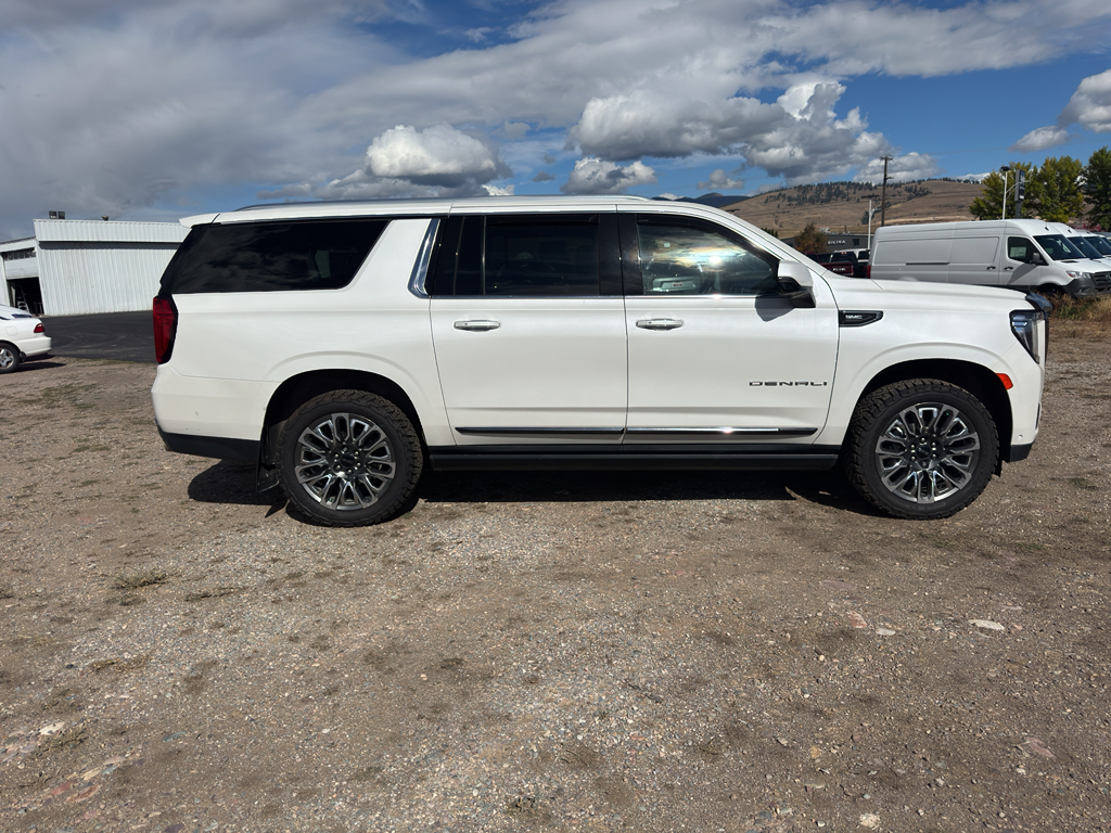 2023 Gmc Yukon XL Denali Ultimate photo 4