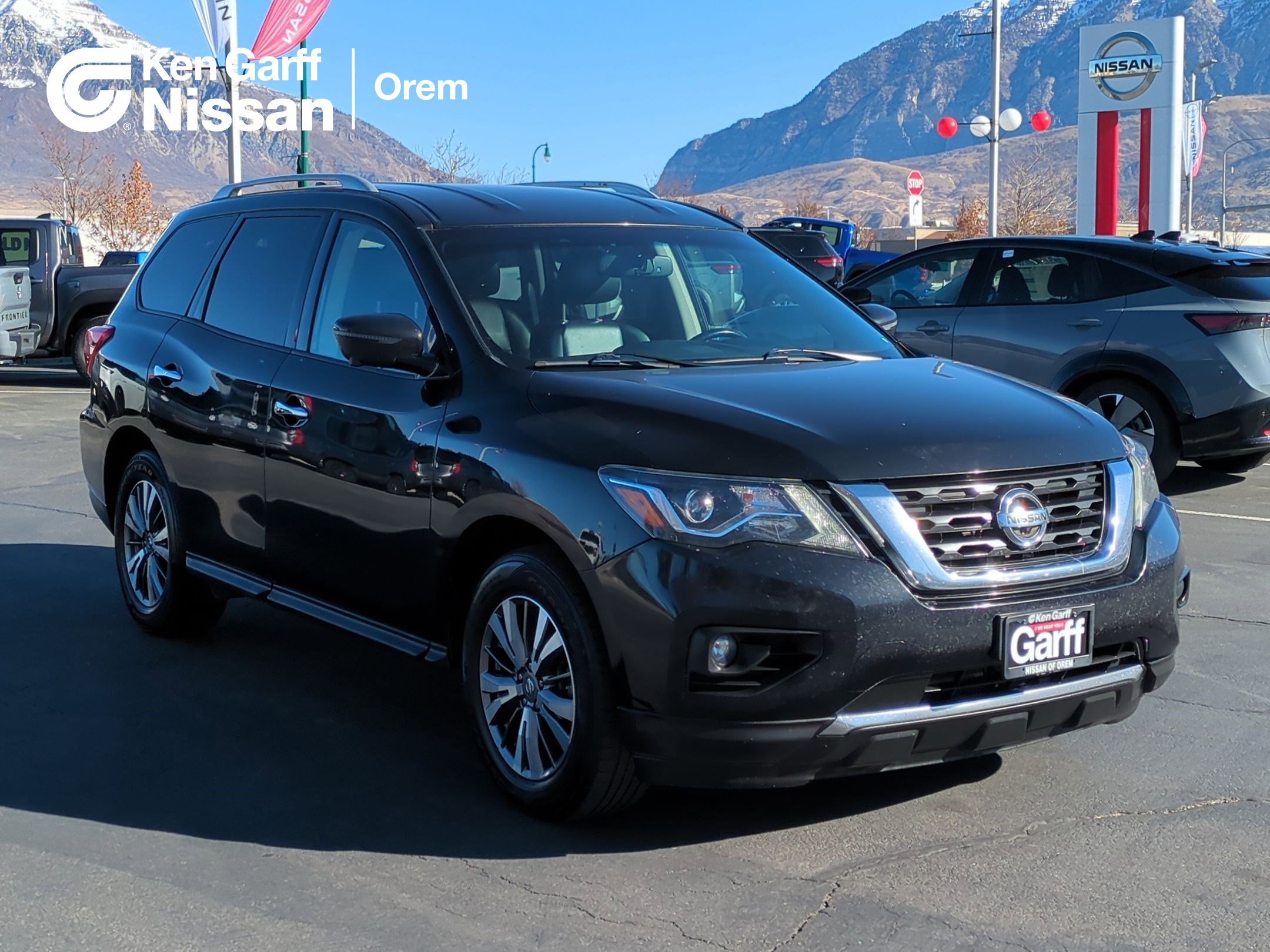 2019 Nissan Pathfinder SL