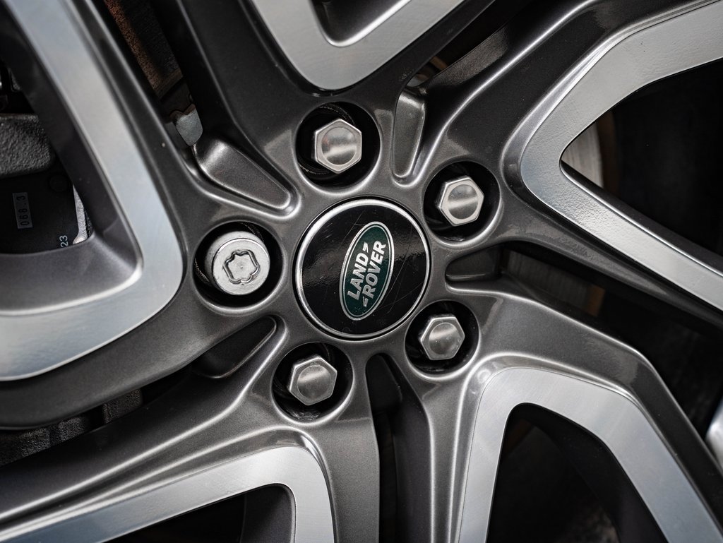 2023 Land Rover Discovery Sport SE R-Dynamic photo 7