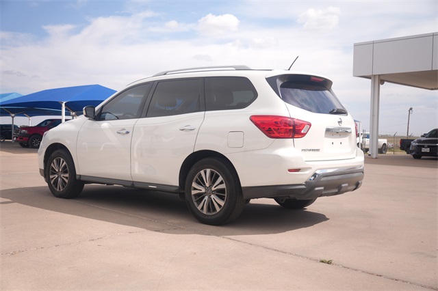 2018 Nissan Pathfinder S photo 4
