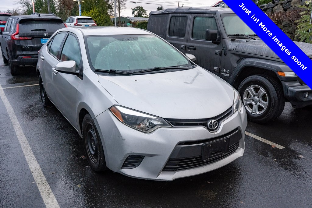 2016 Toyota Corolla LE's photo
