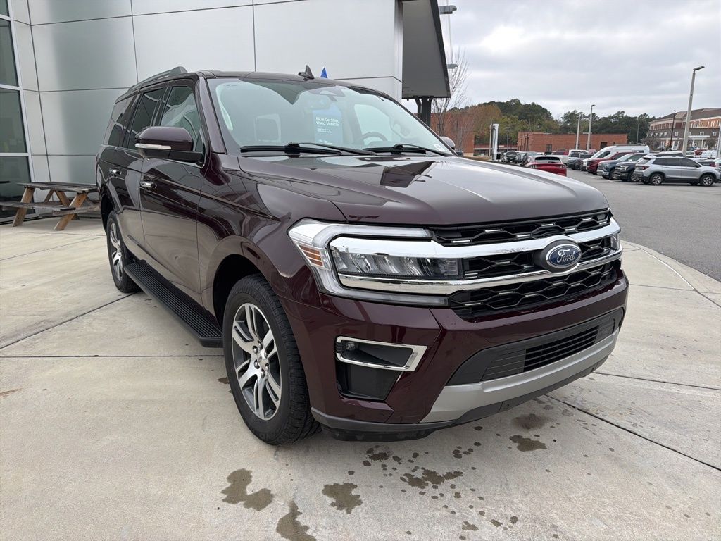 2024 Ford Expedition Limited's photo
