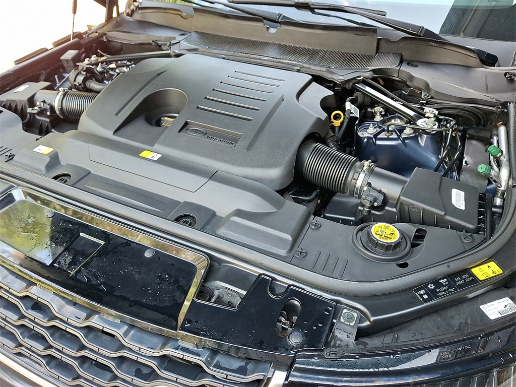 2020 Land Rover Range Rover Sport HSE photo 25