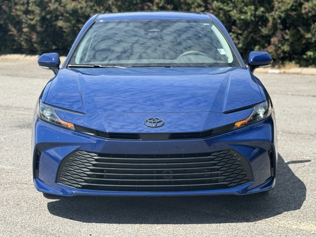 2025 Toyota Camry LE photo 3