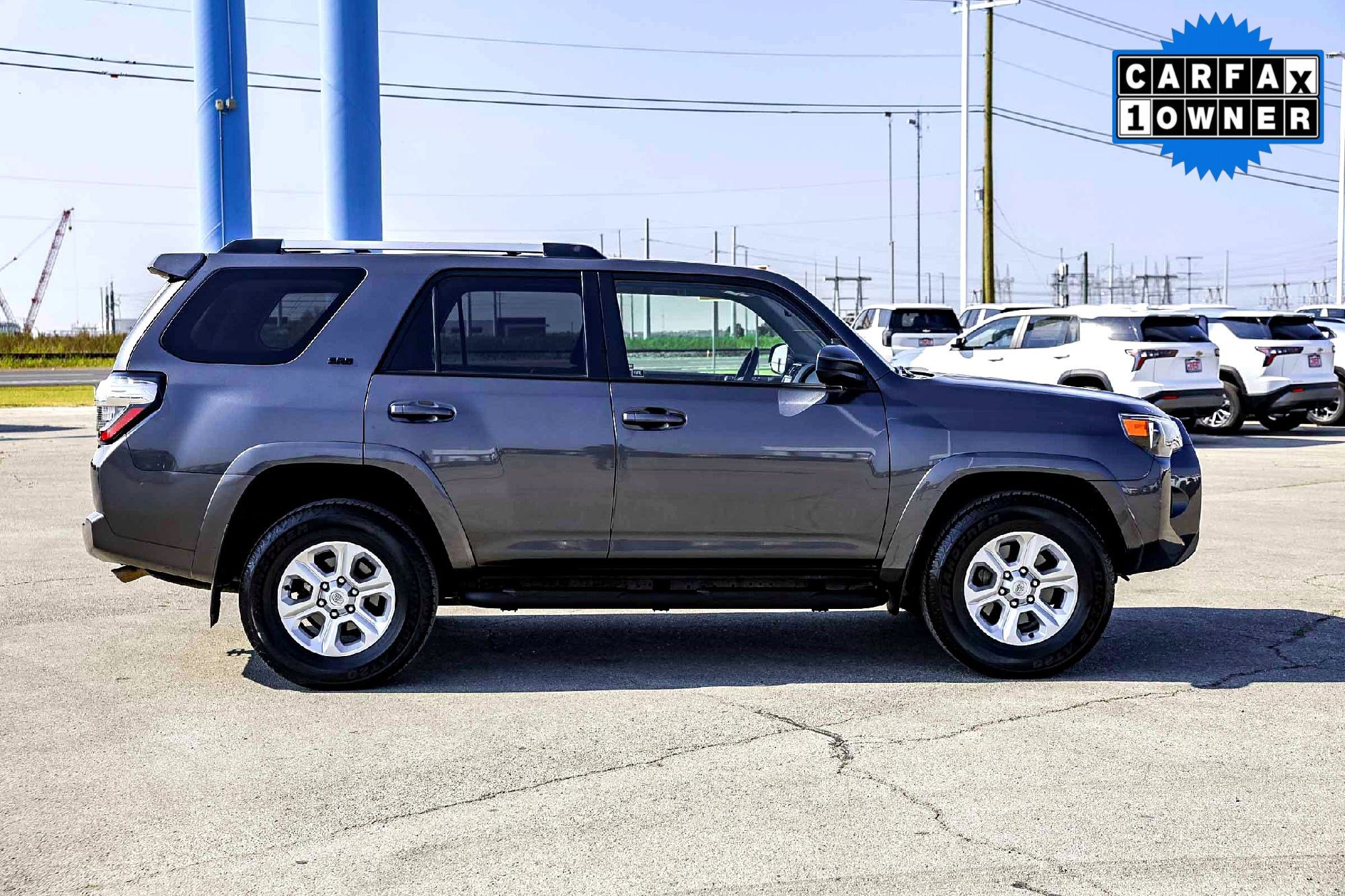 2023 Toyota 4Runner SR5 photo 7