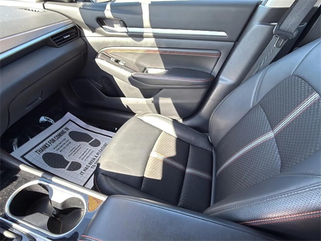 2023 Nissan Altima 2.5 SR photo 22